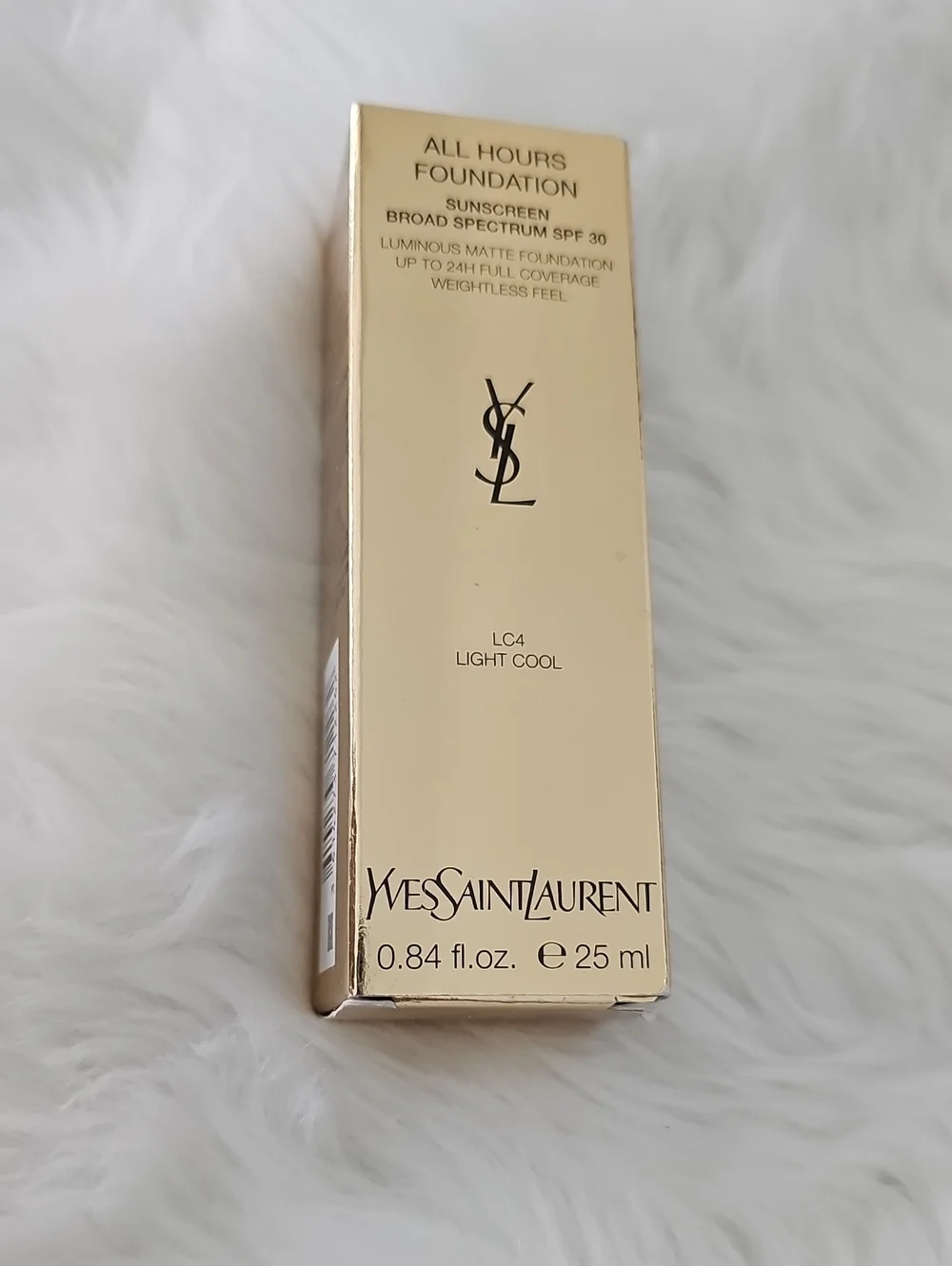 Yves Saint Laurent All Hours Foundation in LC4 Light Cool